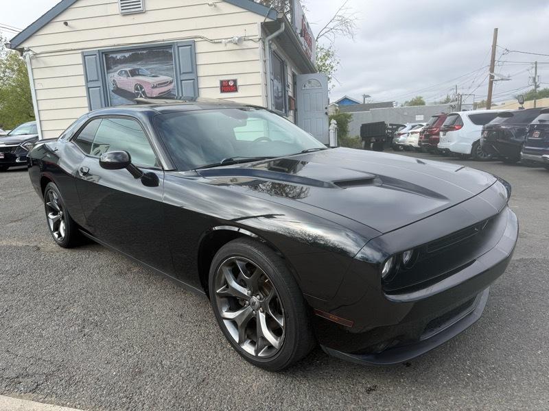 Dodge Challenger SXT Plus Coupe 2017
