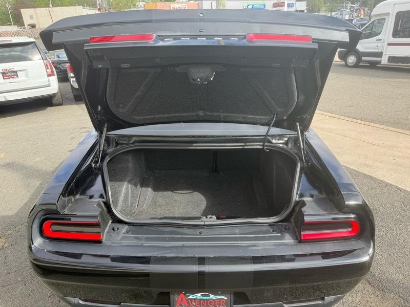 Dodge Challenger SXT Plus Coupe 2017