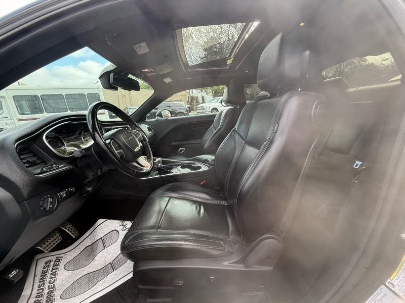 Dodge Challenger SXT Plus Coupe 2017