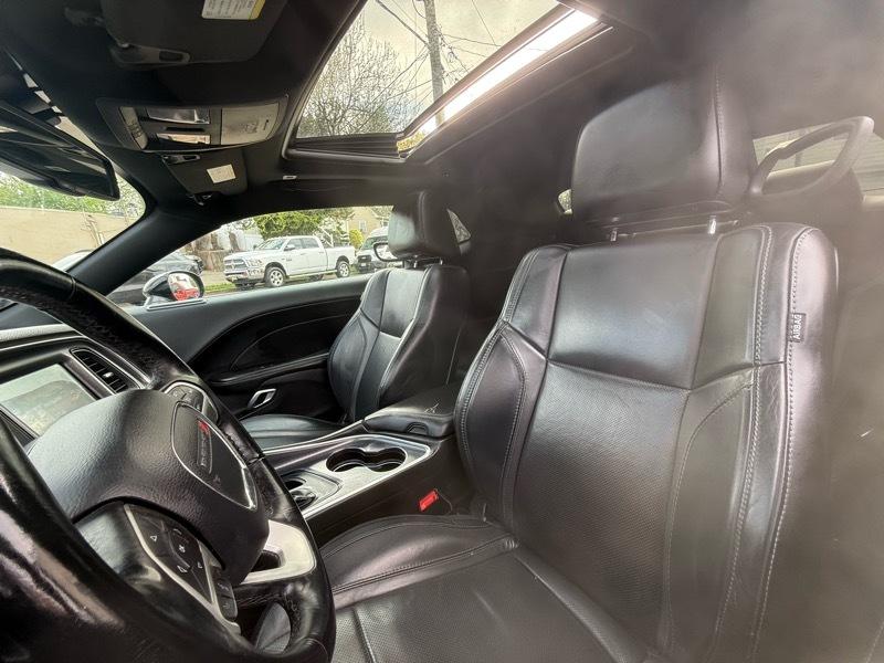 Dodge Challenger SXT Plus Coupe 2017