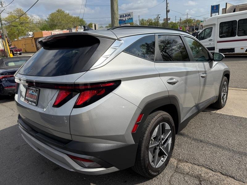 Hyundai Tucson SEL 4D SUV FWD 2025