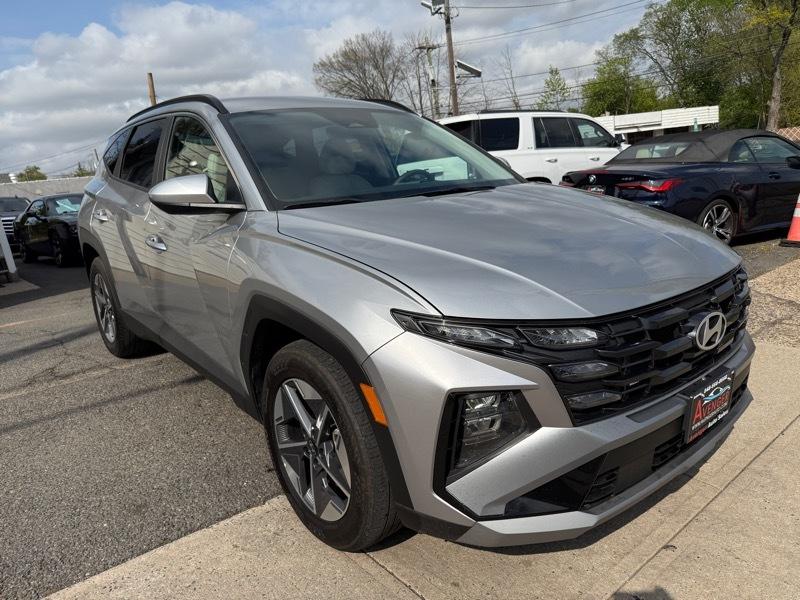 Hyundai Tucson SEL 4D SUV FWD 2025