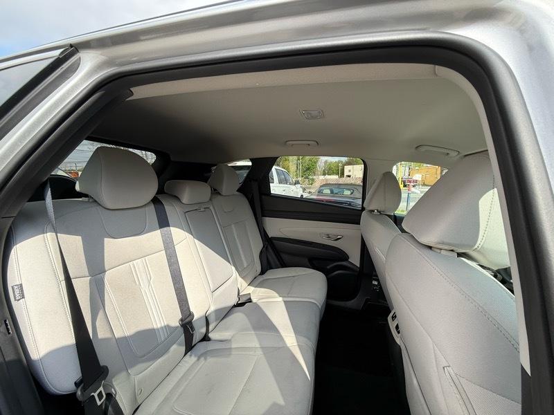 Hyundai Tucson SEL 4D SUV FWD 2025