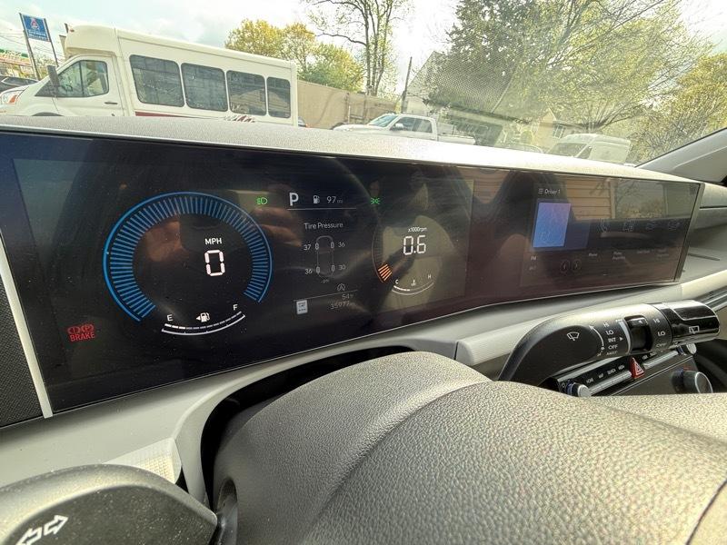 Hyundai Tucson SEL 4D SUV FWD 2025