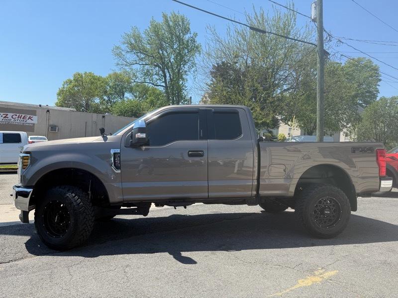 Ford F-250 SD  2018