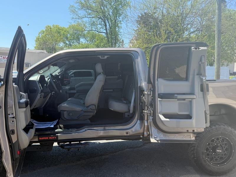 Ford F-250 SD  2018