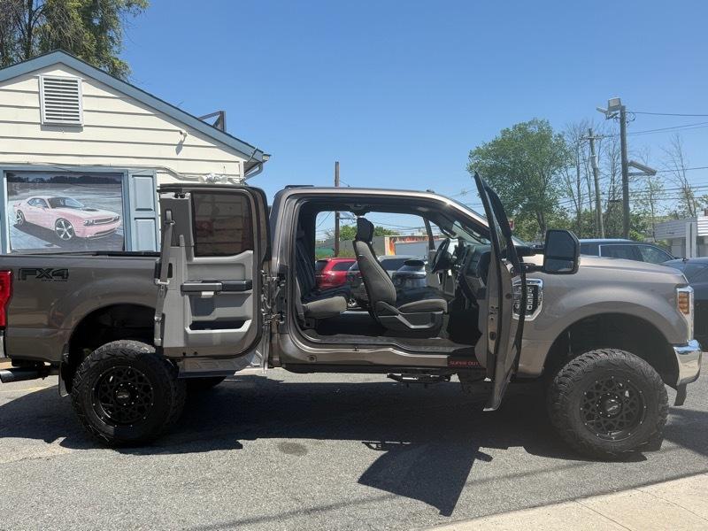 Ford F-250 SD  2018