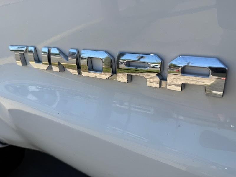 Toyota Tundra  2015