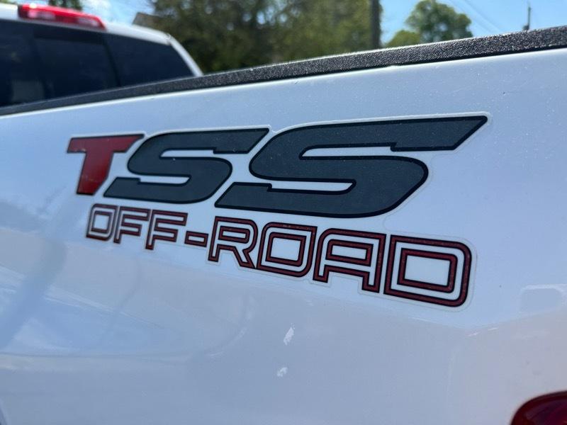 Toyota Tundra  2015