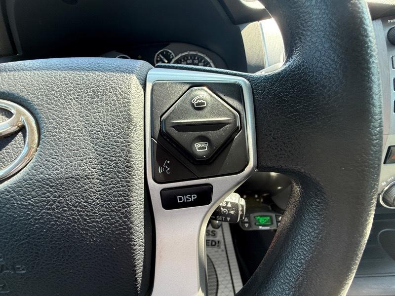 Toyota Tundra  2015
