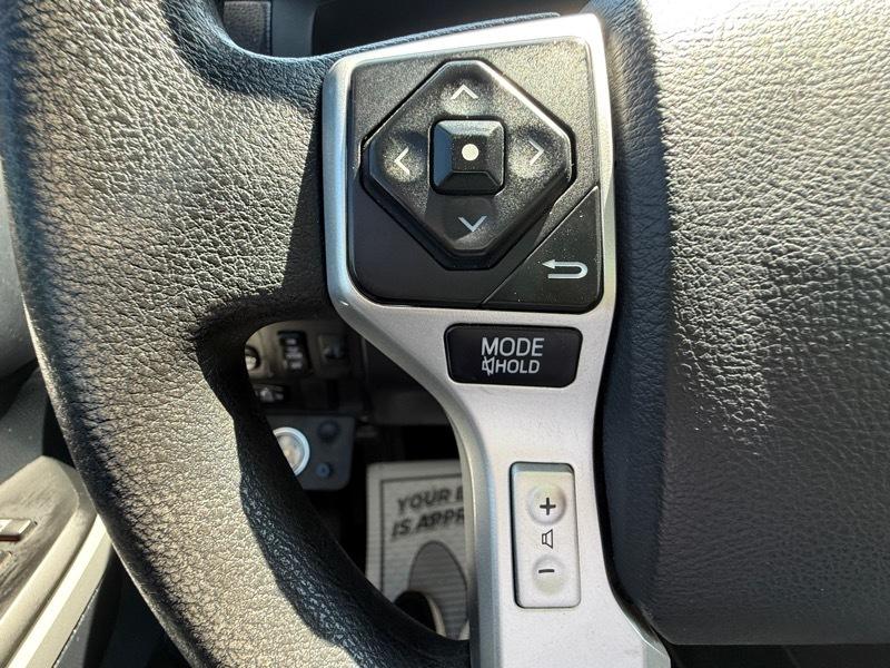 Toyota Tundra  2015