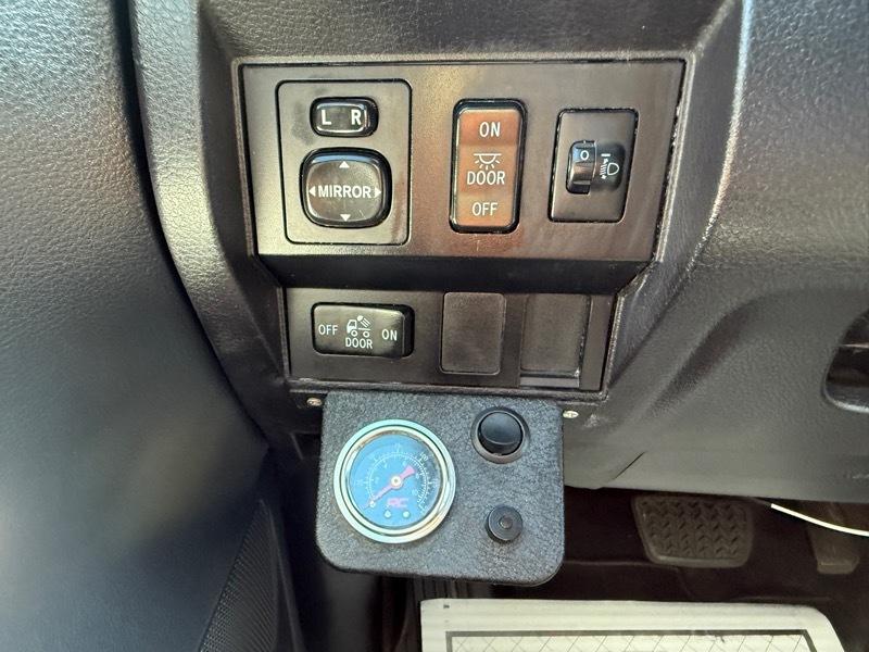 Toyota Tundra  2015