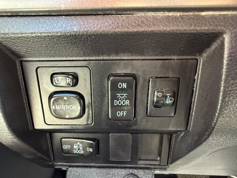 Toyota Tundra  2015