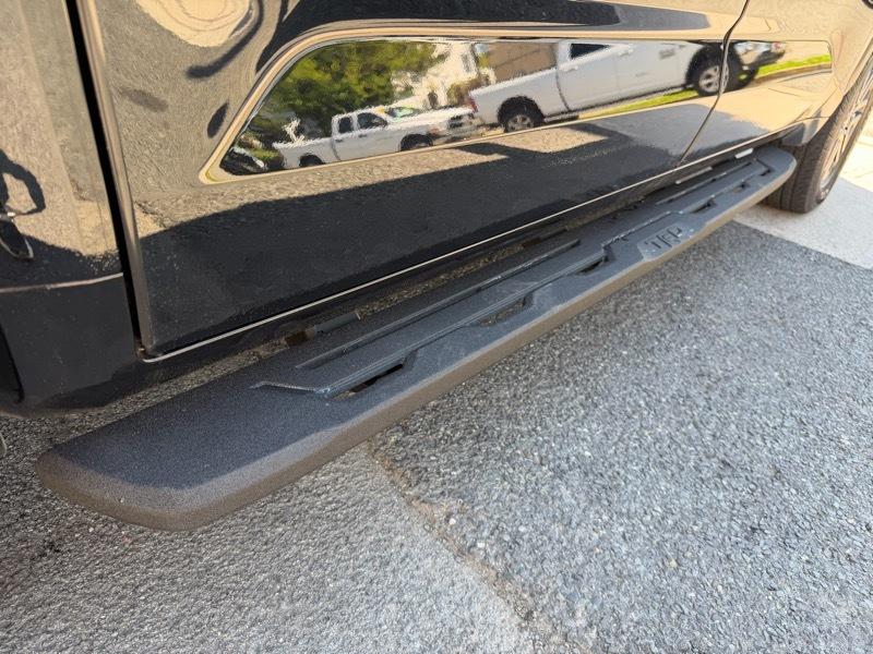 Toyota Tundra SR5 CrewMax 4WD 2024