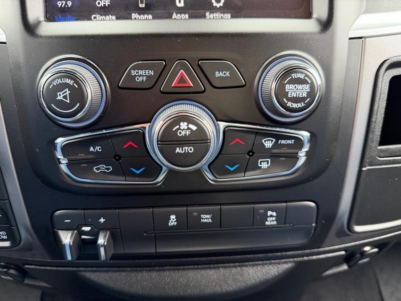 RAM 1500  2021