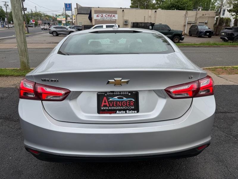 Chevrolet Malibu LT 4D Sedan 2022