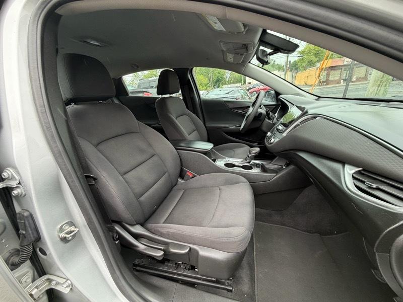 Chevrolet Malibu LT 4D Sedan 2022