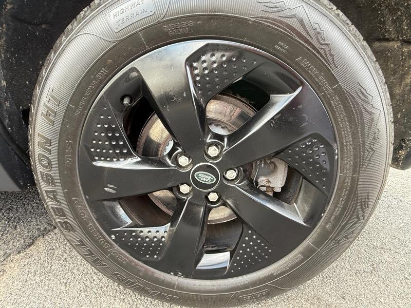 Land Rover Discovery Sport S 4D SUV 2023
