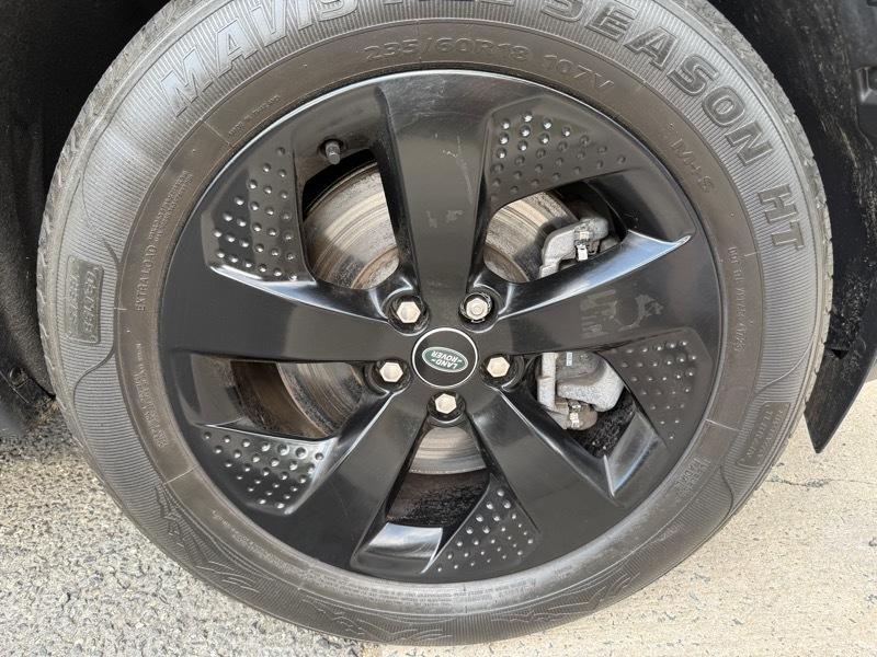 Land Rover Discovery Sport S 4D SUV 2023