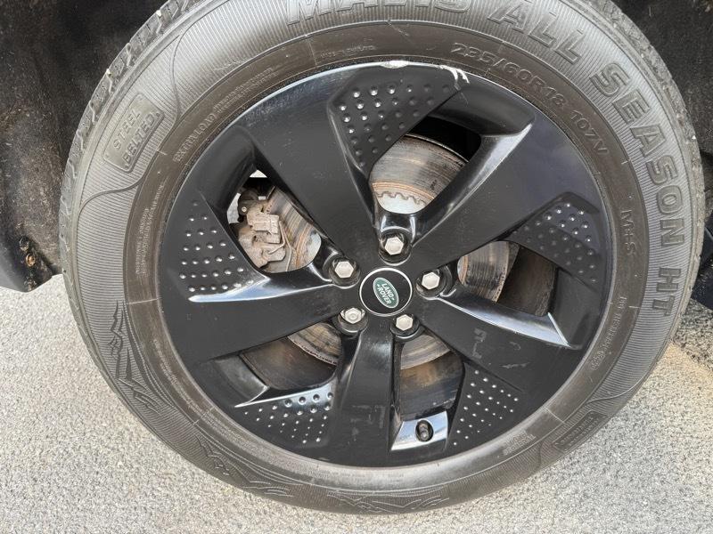 Land Rover Discovery Sport S 4D SUV 2023