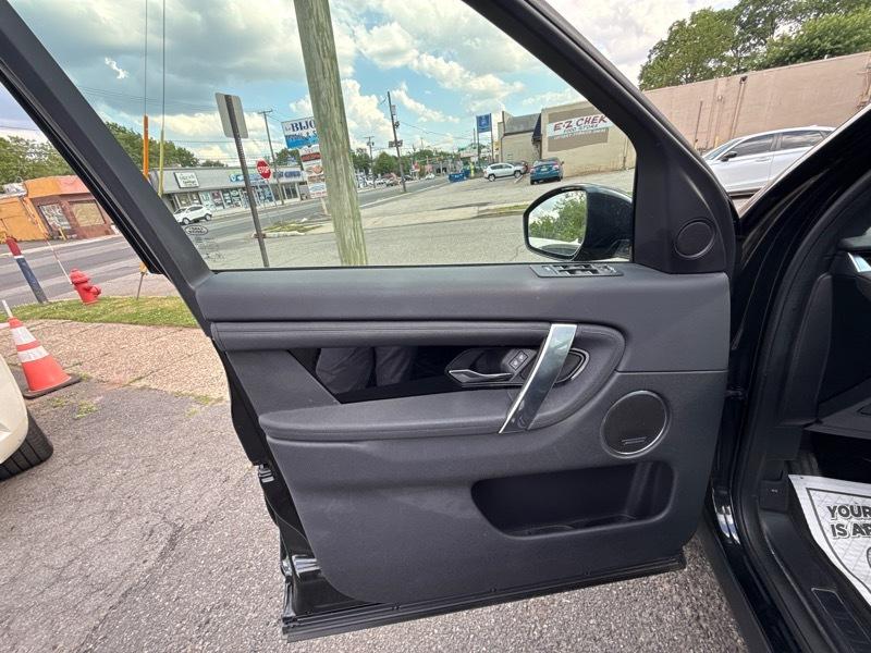 Land Rover Discovery Sport S 4D SUV 2023