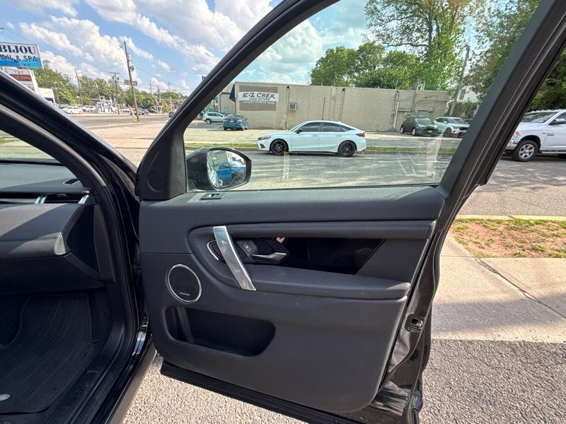 Land Rover Discovery Sport S 4D SUV 2023