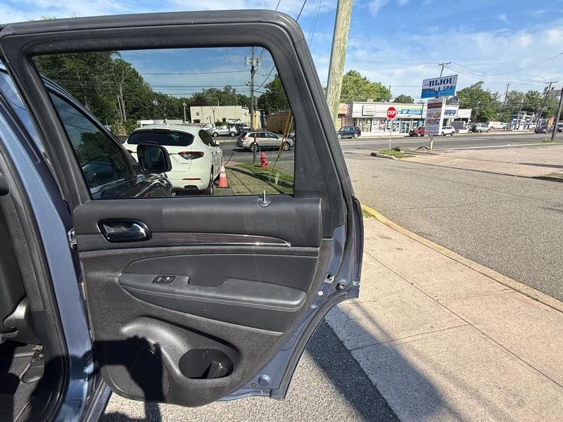 Jeep Grand Cherokee Overland 4WD 2019