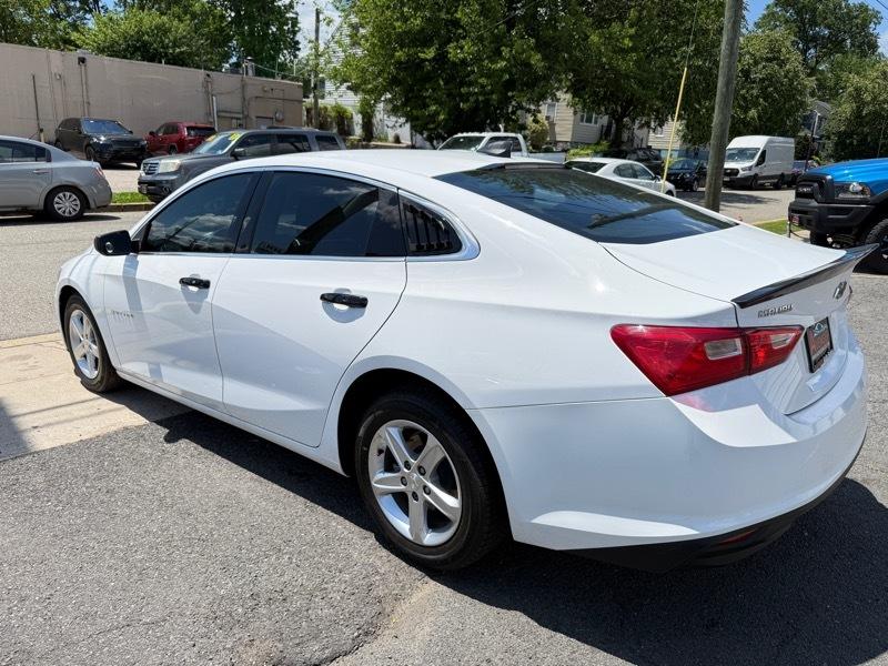 Chevrolet Malibu LS 4D Sedan 2023