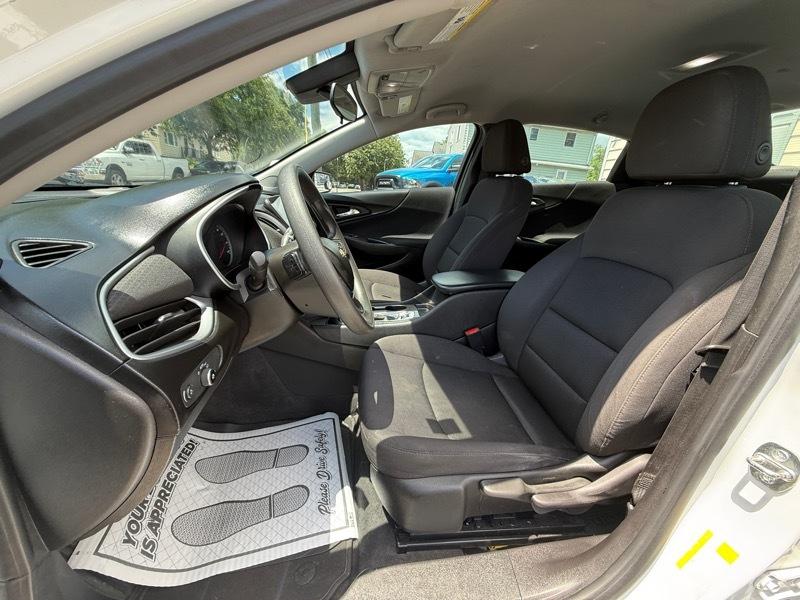 Chevrolet Malibu LS 4D Sedan 2023