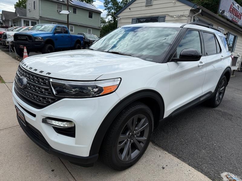 Ford Explorer XLT AWD 2023