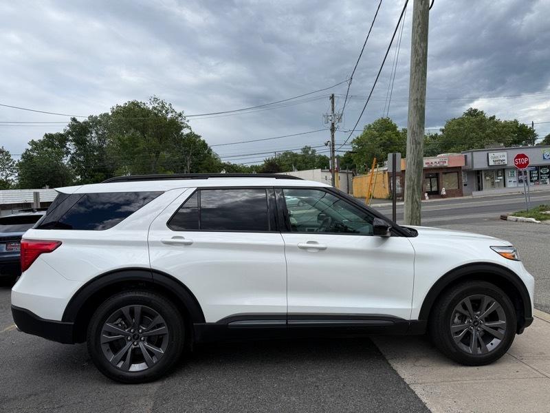 Ford Explorer XLT AWD 2023