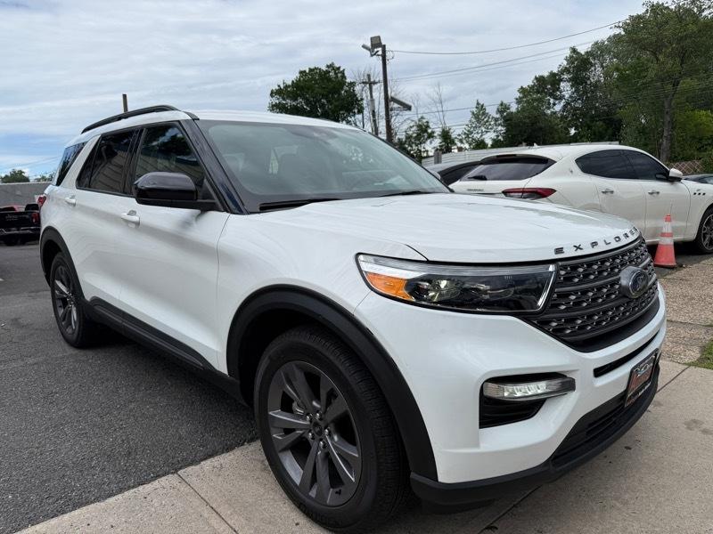 Ford Explorer XLT AWD 2023