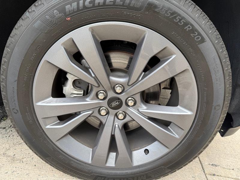 Ford Explorer XLT AWD 2023