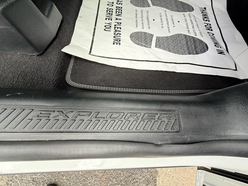 Ford Explorer XLT AWD 2023