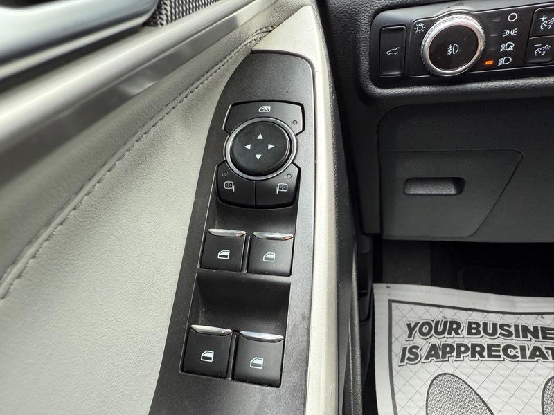 Ford Explorer XLT AWD 2023