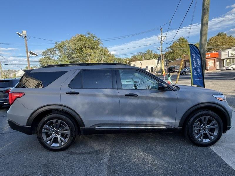 Ford Explorer XLT AWD 2023