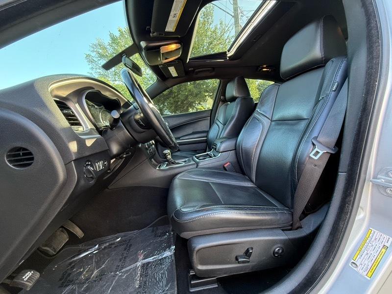 Dodge Charger SXT Plus 2019