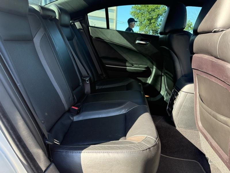 Dodge Charger SXT Plus 2019