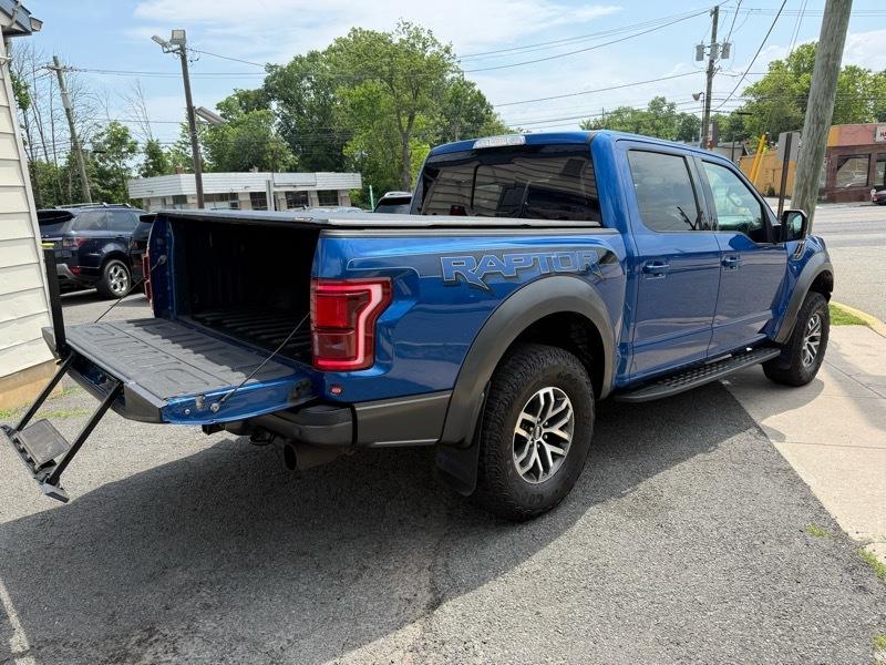 Ford F-150 Raptor SuperCrew 4WD 2017