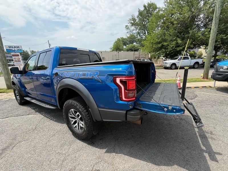 Ford F-150 Raptor SuperCrew 4WD 2017