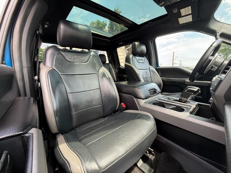 Ford F-150 Raptor SuperCrew 4WD 2017