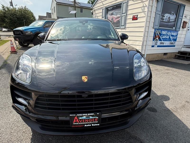 Porsche Macan AWD 4dr Turbo 2021