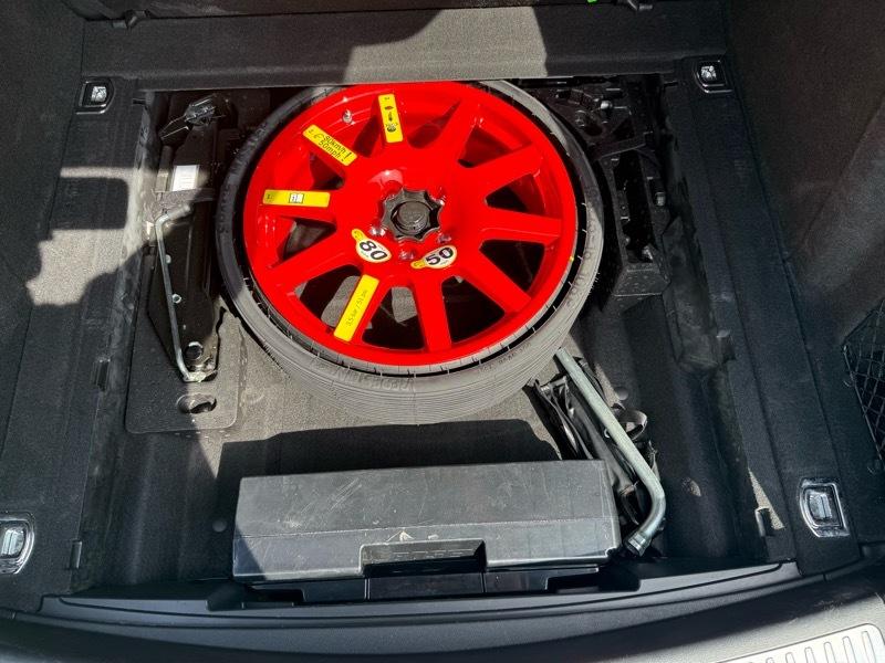 Porsche Macan AWD 4dr Turbo 2021