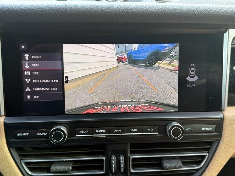 Porsche Macan AWD 4dr Turbo 2021