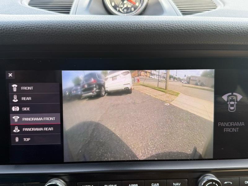 Porsche Macan AWD 4dr Turbo 2021