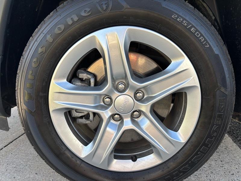 Jeep Compass Latitude 4D SUV 4WD 2023