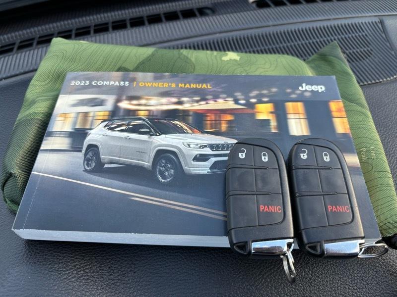 Jeep Compass Latitude 4D SUV 4WD 2023