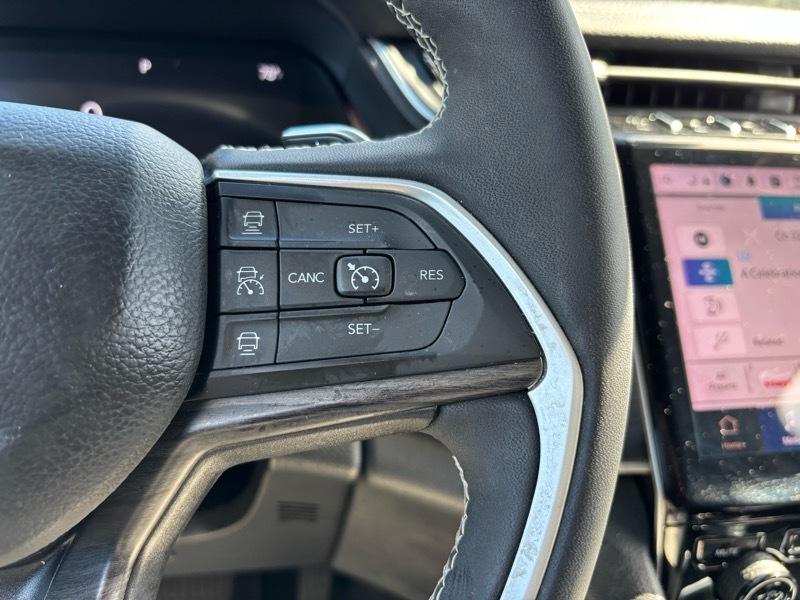 Jeep Grand Cherokee Limited 4D SUV 4WD 2023