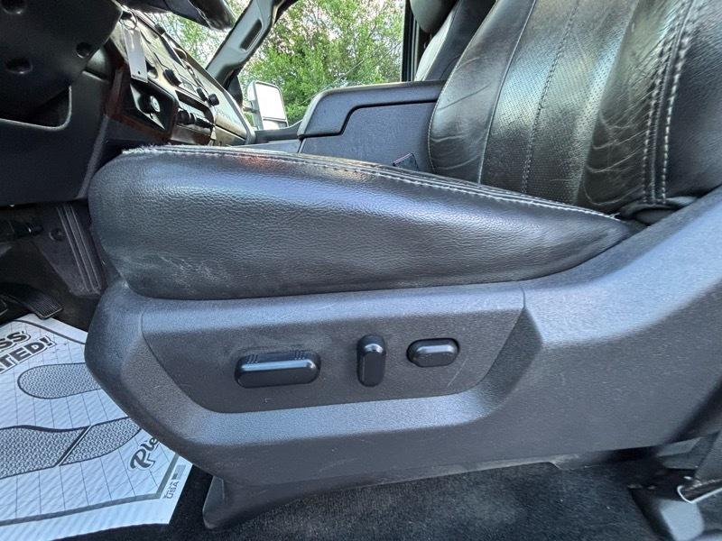 Ford F-350 SD Lariat Crew Cab Long Bed 4WD 2012