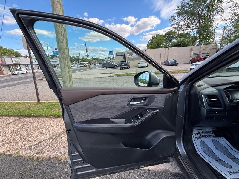 Nissan Rogue SV AWD 2023